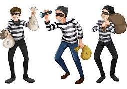 তিনি চোৰ